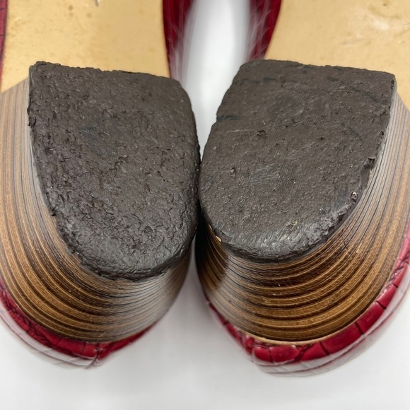 Vintage QualiCraft Casualets Red Crocodile Embossed Block Heels Pumps Size 9 - Picture 14 of 16